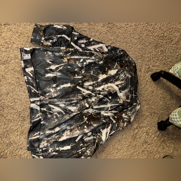 Camo Hoodie - Picture 4 of 4